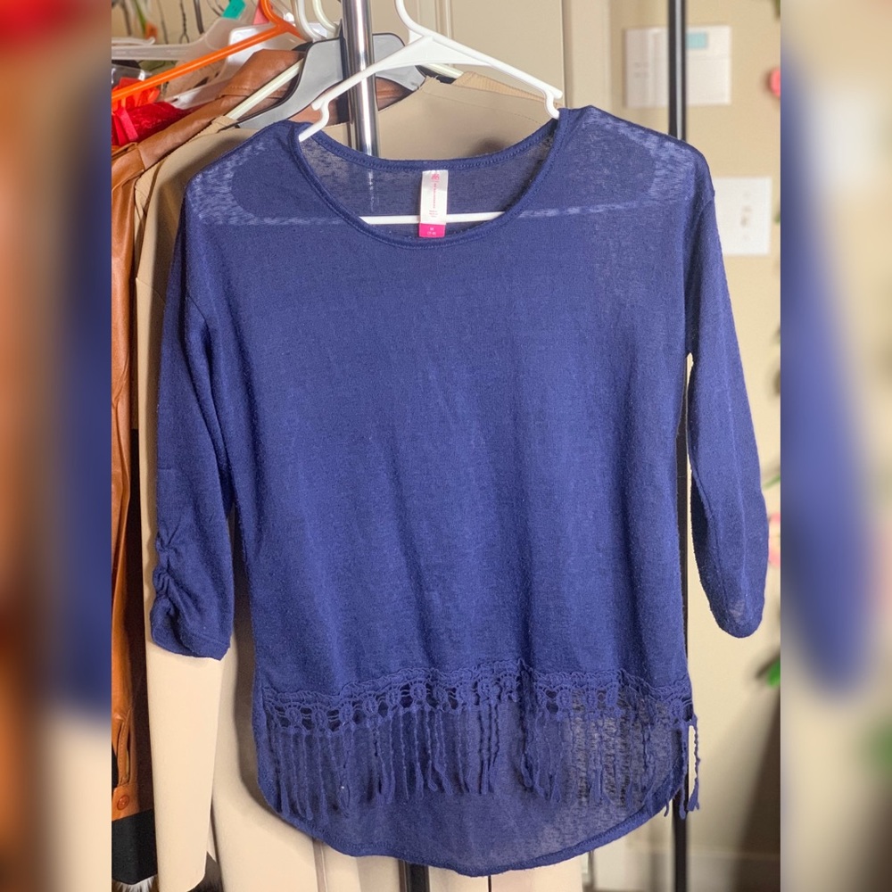No Boundaries Medium Navy Sweater Top
